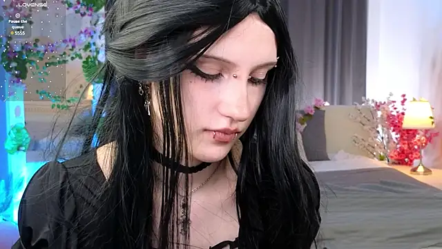 dark vamp  online show from 03.04.25