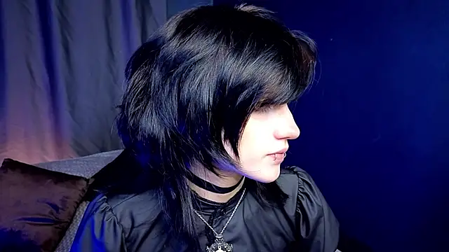 dark vamp  online show from 09.29.25