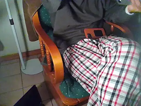 Snapshot of Ginessy chatting on 02.23.26 Ginessy online show from 02.23.26