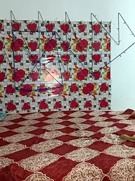 PeaCoooock online show from 10.04.25