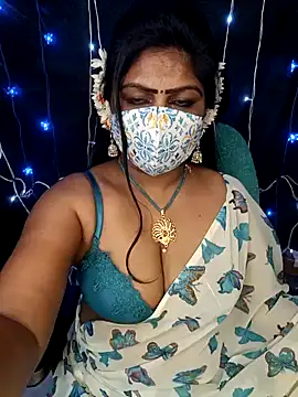 Snapshot of honey-sexy chatting on 12.11.24 honey-sexy online show from 12.11.24