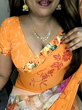 honey-sexy online show from 10.13.25