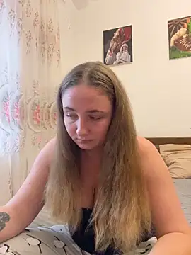 Snapshot of Joannakiss chatting on 11.05.25 Joannakiss online show from 11.05.25