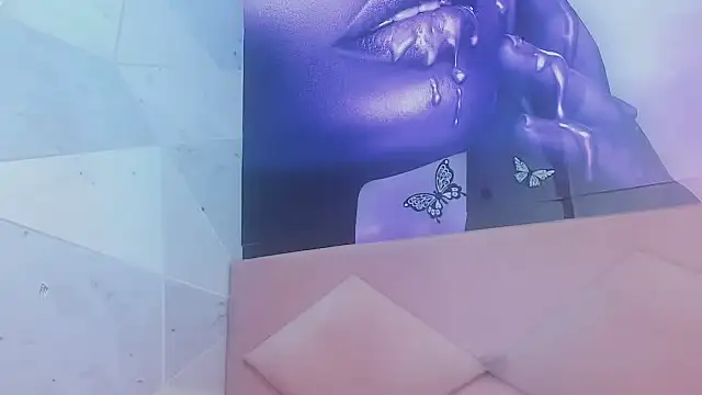 Lucy White   online show from 02.10.25