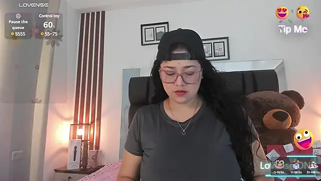 Snapshot of meikochoe chatting on 03.08.25 meikochoe online show from 03.08.25