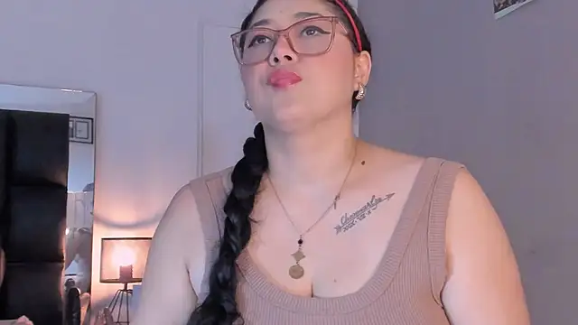 Snapshot of meikochoe chatting on 01.18.26 meikochoe online show from 01.18.26