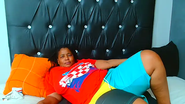 AfricanBigAssxx98 online show from 02.12.25