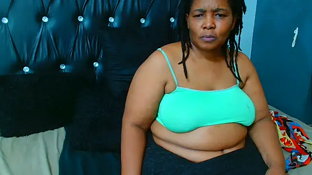 AfricanBigAssxx98 online show from 02.15.25