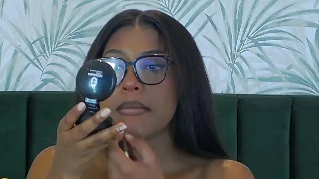 VanessaGlenn online show from 01.28.25