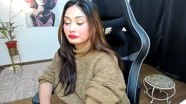 Snapshot of GoddessAnna chatting on 12.20.24 GoddessAnna online show from 12.20.24