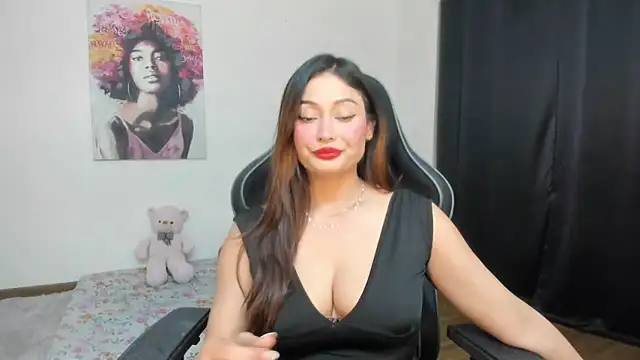 Snapshot of GoddessAnna chatting on 02.12.25 GoddessAnna online show from 02.12.25