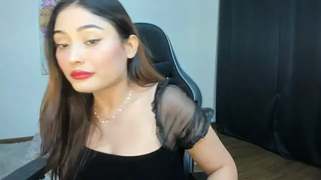 Snapshot of GoddessAnna chatting on 02.13.25 GoddessAnna online show from 02.13.25