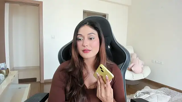 Snapshot of GoddessAnna chatting on 02.16.25 GoddessAnna online show from 02.16.25