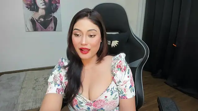 Snapshot of GoddessAnna chatting on 02.20.25 GoddessAnna online show from 02.20.25