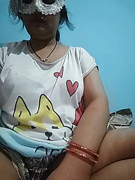 Snapshot of couple_indian_123 chatting on 06.05.26 couple indian 123 online show from 06.05.26