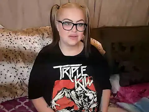 Snapshot of ChubbyBubs chatting on 01.19.25 ChubbyBubs online show from 01.19.25