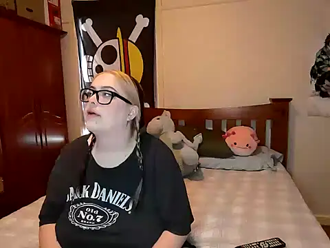 Snapshot of ChubbyBubs chatting on 02.08.25 ChubbyBubs online show from 02.08.25