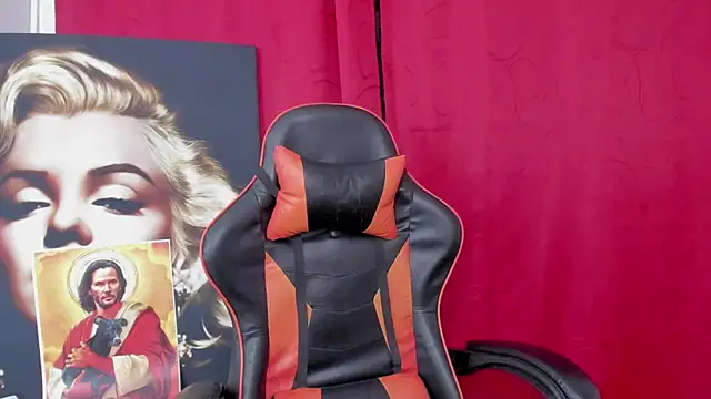 Snapshot of pettergrey1 chatting on 03.19.25 pettergrey1 online show from 03.19.25