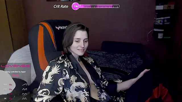 womanstrong78 online show from 12.07.24