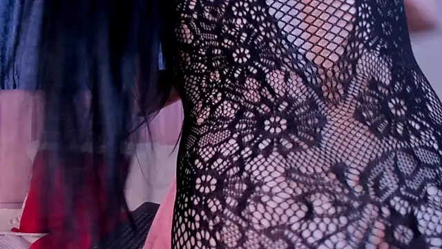 x milu online show from 02.19.25