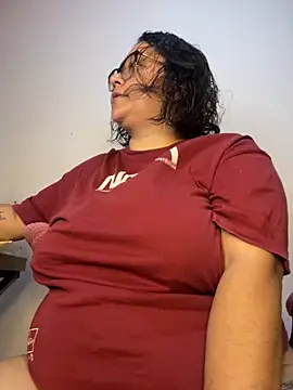 CinnamonCookiez online show from 11.08.25