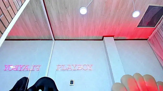 LaurenHu online show from 02.19.25