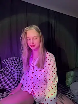 Carol  Cox online show from 01.01.25