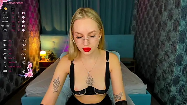 Carol  Cox online show from 01.09.25