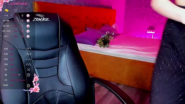 Carol  Cox online show from 01.21.25