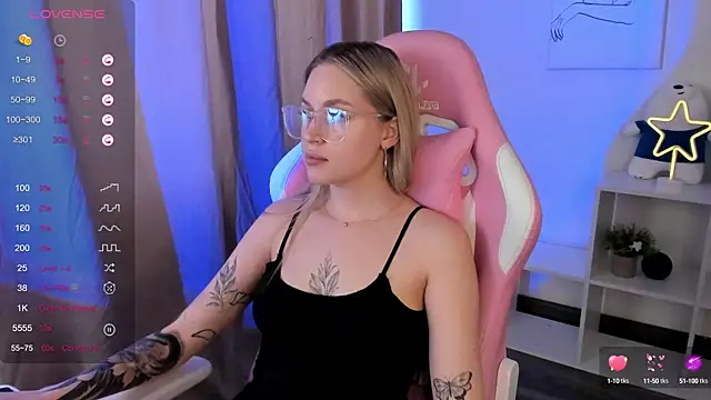 Carol  Cox online show from 03.06.25