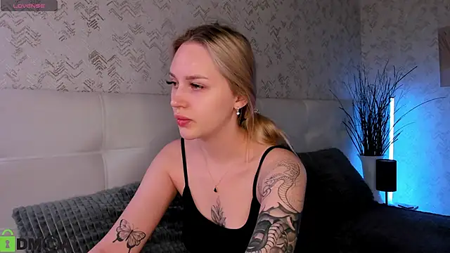 Carol  Cox online show from 10.20.25