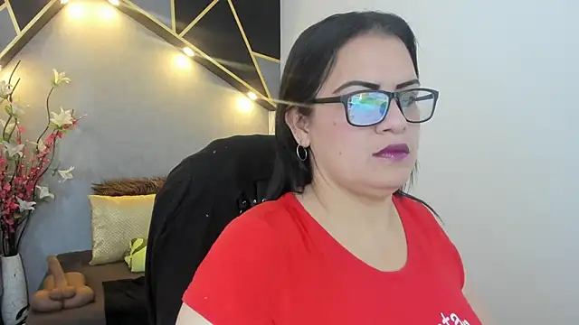 Snapshot of brigittemiller chatting on 02.19.26 brigittemiller online show from 02.19.26