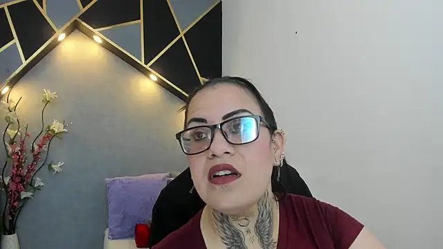 Snapshot of brigittemiller chatting on 03.27.26 brigittemiller online show from 03.27.26