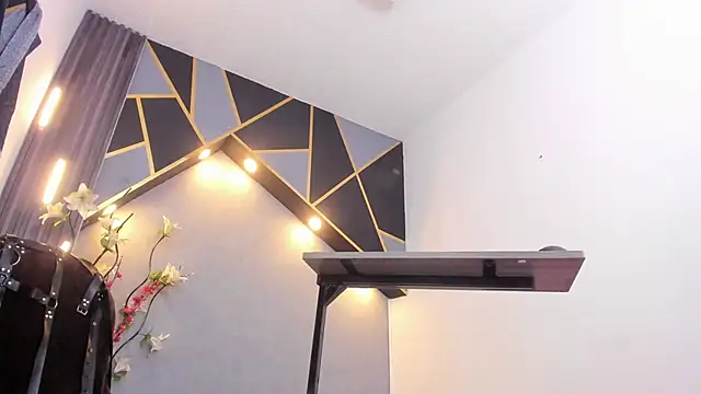 Snapshot of brigittemiller chatting on 03.27.26 brigittemiller online show from 03.27.26