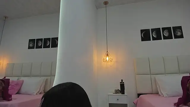 zoe rivers online show from 12.21.24