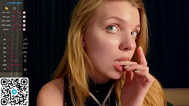 ElswythDecoursey online show from 12.22.24