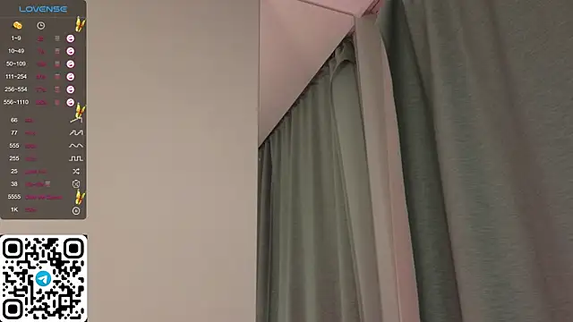 ElswythDecoursey online show from 02.11.25