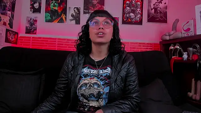 lilith-deveraux online show from 09.18.25