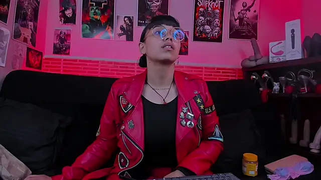 lilith-deveraux online show from 09.26.25