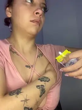 Snapshot of _charlott_dm chatting on 02.22.25  charlott dm online show from 02.22.25