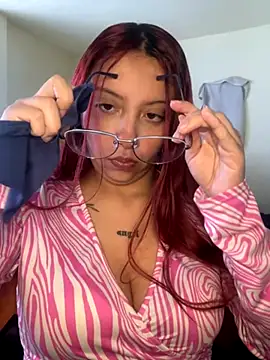 Snapshot of _charlott_dm chatting on 10.01.25  charlott dm online show from 10.01.25