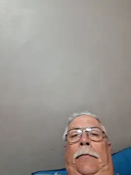 NawtyB1965 online show from 09.23.25