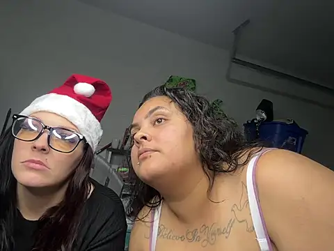 Snapshot of DatBishYouMiss chatting on 12.16.24 DatBishYouMiss online show from 12.16.24