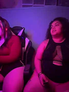 Snapshot of DatBishYouMiss chatting on 02.01.25 DatBishYouMiss online show from 02.01.25