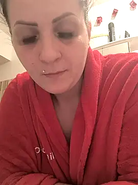 Snapshot of kinguscicus chatting on 02.23.25 kinguscicus online show from 02.23.25