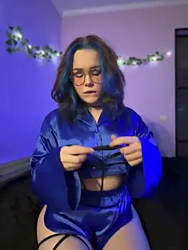 MaddisonHaas online show from 12.21.24