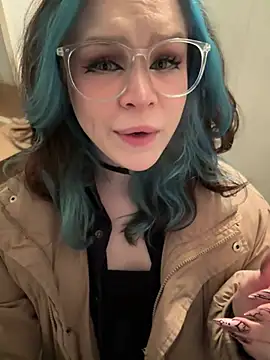 MaddisonHaas online show from 03.21.25