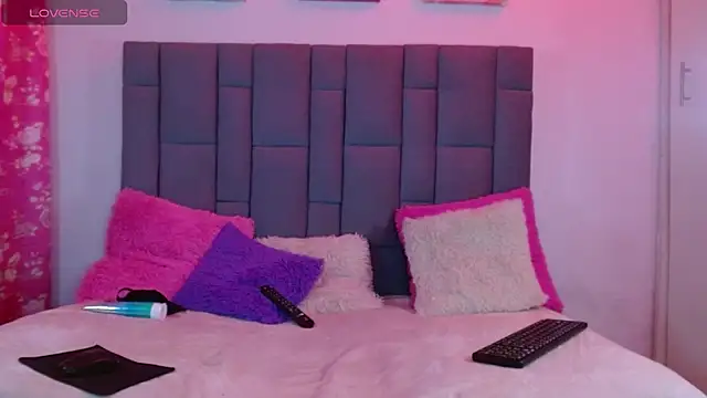 Snapshot of Lola_Stewart20 chatting on 01.03.25 Lola Stewart20 online show from 01.03.25