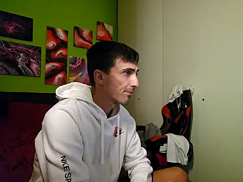 MASTERBULLY online show from 09.10.25