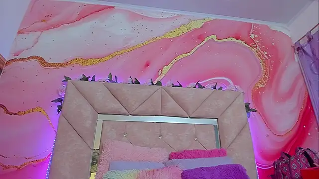 Taylor  cooper online show from 09.24.25